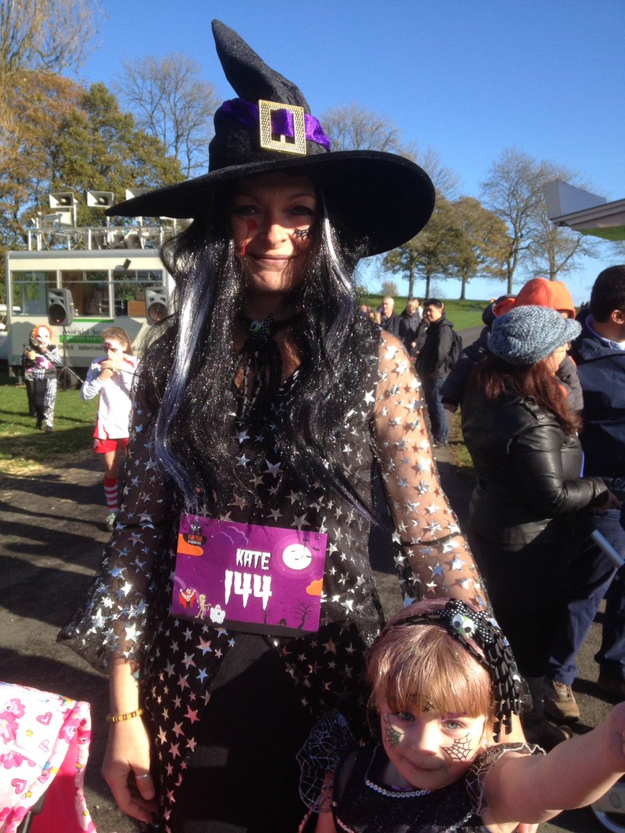 Kategreg_79's tweet photo. @HalloweenFunRun some pics from yesterday https://t.co/kJ1iDBle4V