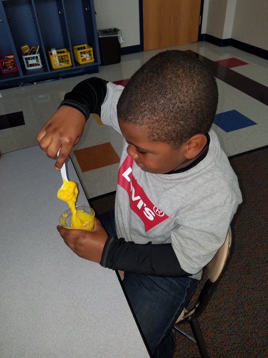 KBrownWCPSS's tweet photo. Mrs. Williams and Ms. Brown's #Kinders made slime. #properties #IBplanner
@stacyawilliams2
@smithmagnetes
@WakeESM
@iborganization https://t.co/mP44dU30JI