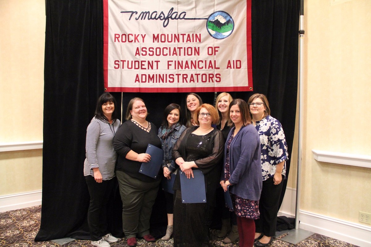TankingTony's tweet photo. 2017 Leadership Pipeline Graduating Class #RMASFAA2017 https://t.co/td4UXJblJi