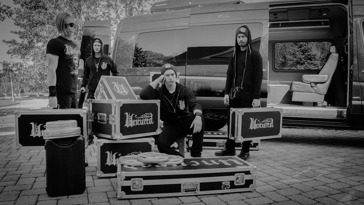 joncured's tweet image. 🎃 Heading to @GasMonkeyDallas to kick off the tour with @cobhc @carachangren &amp;amp; @LostSocietyFI on Halloween! Happy All Hallowed’s Eve Eve! 🎃