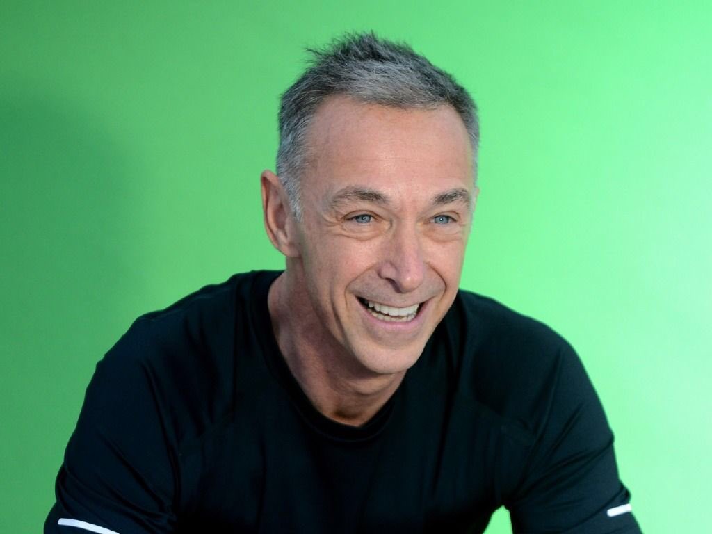 musiclaneit's tweet photo. Tanti auguri a #Linus per i suoi primi 60 anni!! πππ»π§
#Linus60 #BuonCompleannoLinus @radiodeejay https://t.co/3zAqiEJG4k
