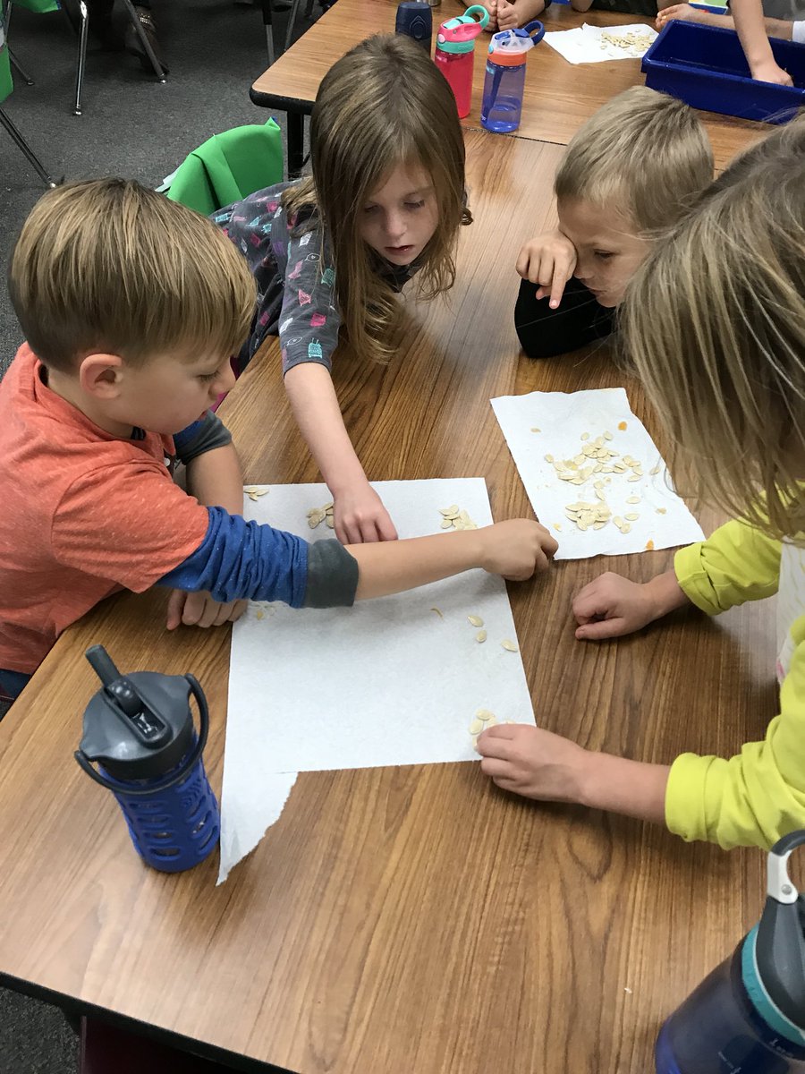 joanna_laperna's tweet photo. Investigating pumpkins today! @prairied203 #collaborativeworkers #inspire203 https://t.co/tRZIm6FJaQ