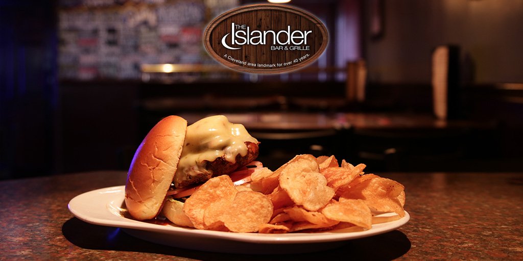 TheIslanderCLE's tweet photo. Monday's Special - 10oz Burger with a side for only $8. #AtTheIslander https://t.co/Oase299KQt #burger #goodfood https://t.co/SzRTvqYG4Y