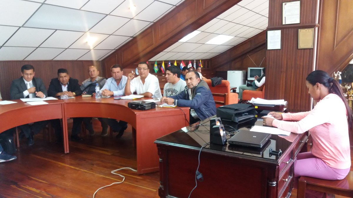 fedelojaec's tweet photo. Reunión | Inicia Asamblea General Extraordinarianen #FedeLoja con la presencia de 12 delegados de las LDC y Asociaciones provinciales https://t.co/8vNrCBsabr