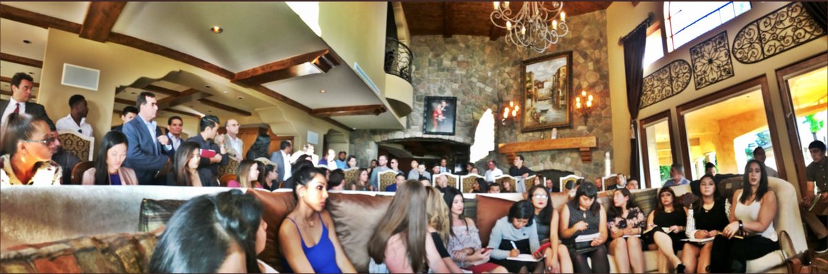 CoachGHaro's tweet photo. Packed house, ppl hungry to learn. We’re in the INSPIRATION BUSINESS!! Changing ppl’s lives for the better. #MaxOut https://t.co/vxN5JrQWeG
