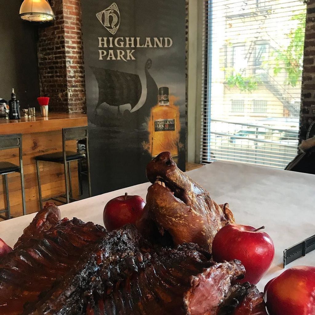 A sunny afternoon for a meeting with @highlandparkofficial at <a href="/thecountingroom/">The Counting Room</a> ift.tt/2yZrTlu