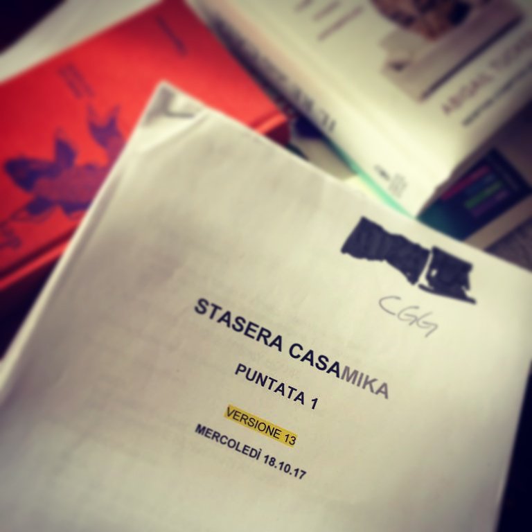 Son stato assente per 4 mesi.
Qui la motivazione: bit.ly/2hoxac6 
Morale: quando mi assento, scrivo.
#CasaMika