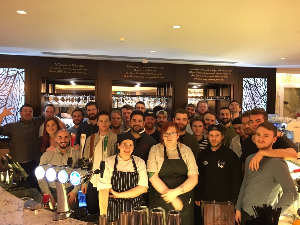 DundeeStars's tweet photo. Big thanks to @RidgevaleDundee for feeding the boys tonight💪🏻💪🏻 https://t.co/TOuEvBBni1