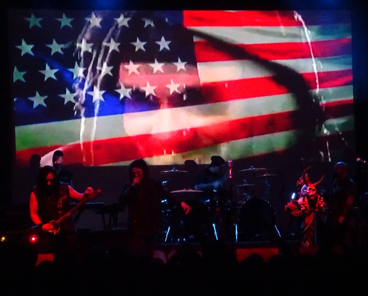 ILSUDH2's tweet photo. #deathgrips and #ministry at @FillmoreDEN https://t.co/dMdx7OQE86