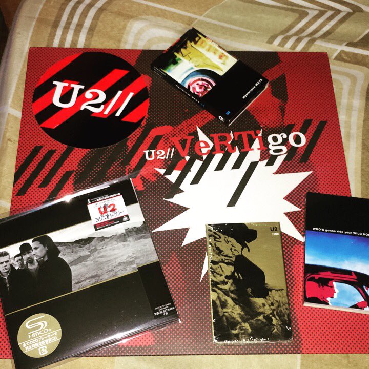 ufoclown55's tweet photo. New members 🙌🏻 @U2 @u2songs #U2 #u2collector #Vertigo12" #u2thejoshuatree #MiniLp #HMCD #ABSingles #Cassette https://t.co/CSGgndn274