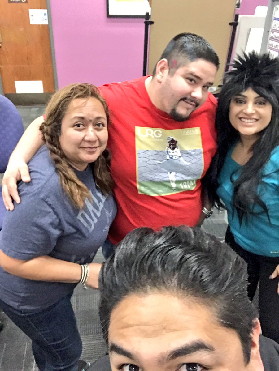 EP6_212_Sanchez's tweet photo. Fun week in ep6! Day 1 Crazy hair day! @johnny_soliz @EP6Hawks @anthonyetuggle @MSpired1 #solizstrong #TuggleNation #GenerationJordan https://t.co/Z6CzQgyPSg
