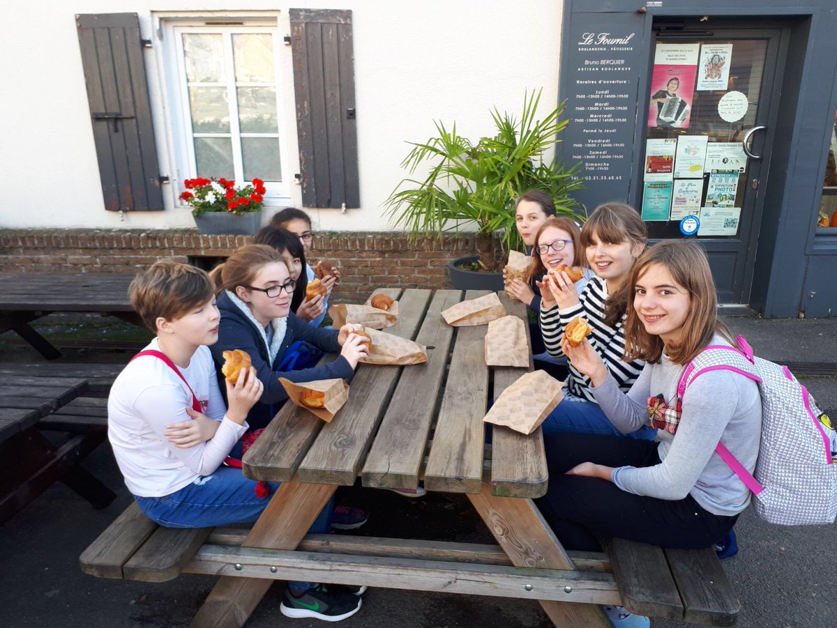 Year 8 Loire Valley trip. Time for fresh croissants and pain au chocolat <a href="/MonGirlsMFL/">MonGirlsMFL</a> <a href="/MonGirlsHead/">Mrs Jessica Miles</a>