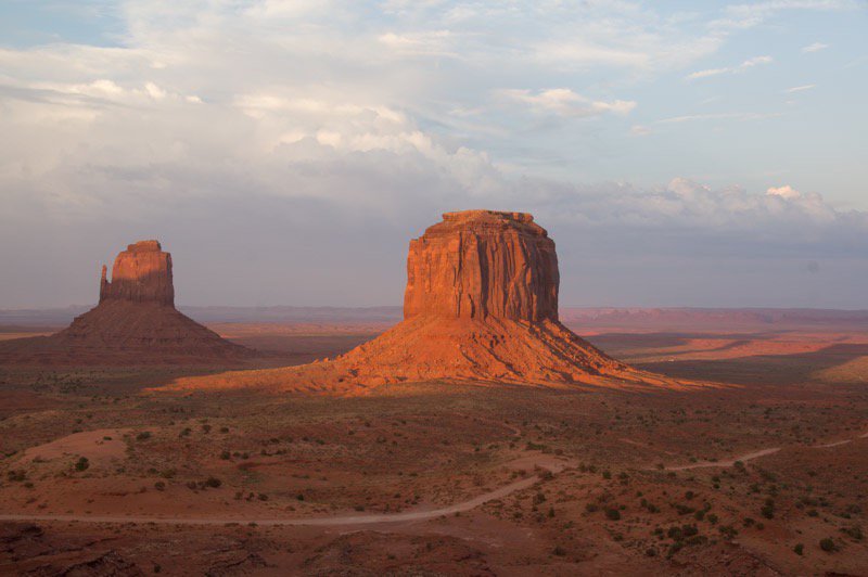 mc7774's tweet photo. Monument Valley - Arizona 🇺🇸

#Travelvibes #Travel #Arizona #MonumentValley @LaVidaChaChiOfi #LaRisaEsBonita663 https://t.co/iGOWyLpabL