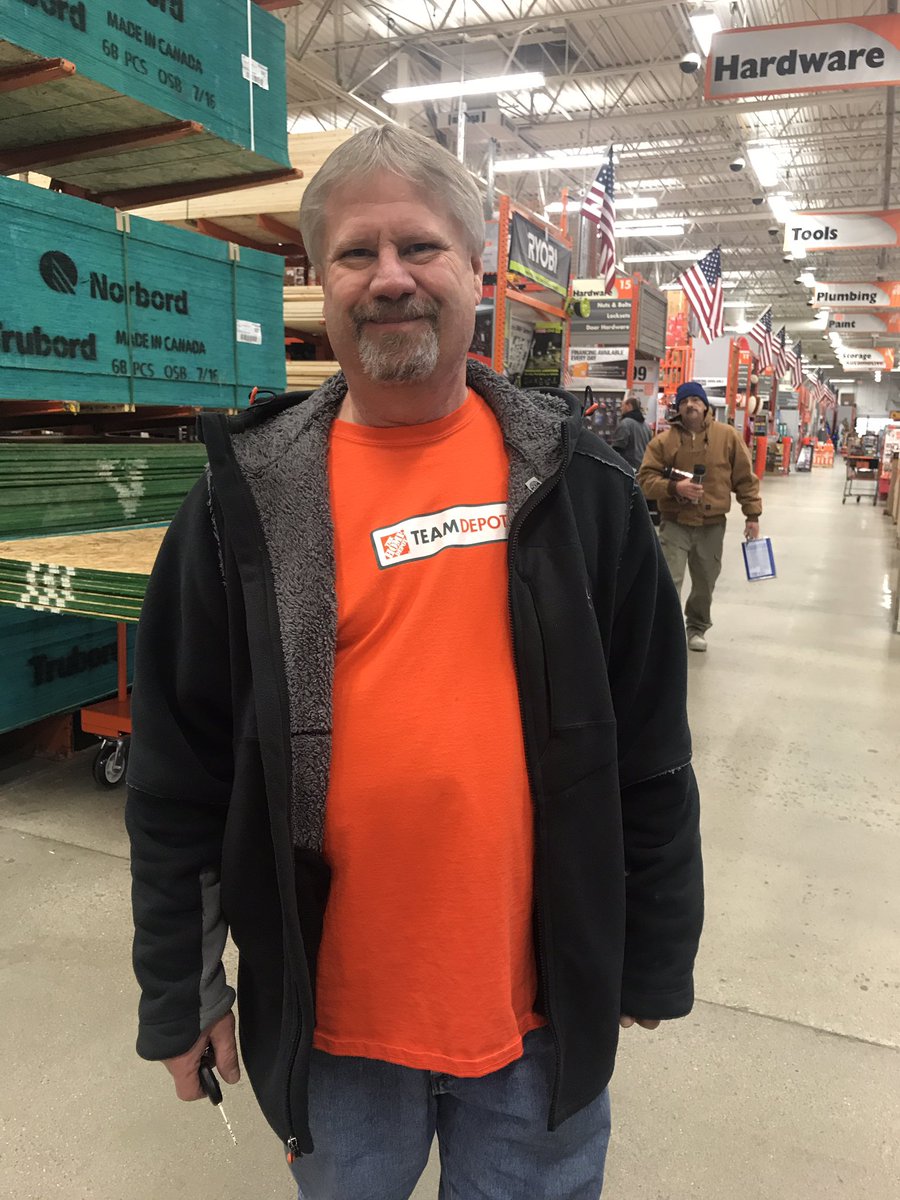 2009THD's tweet photo. πππHome Depot Day!! #spiritweek17 πππProud to be orange!!πππ https://t.co/WFeNiDoNhh