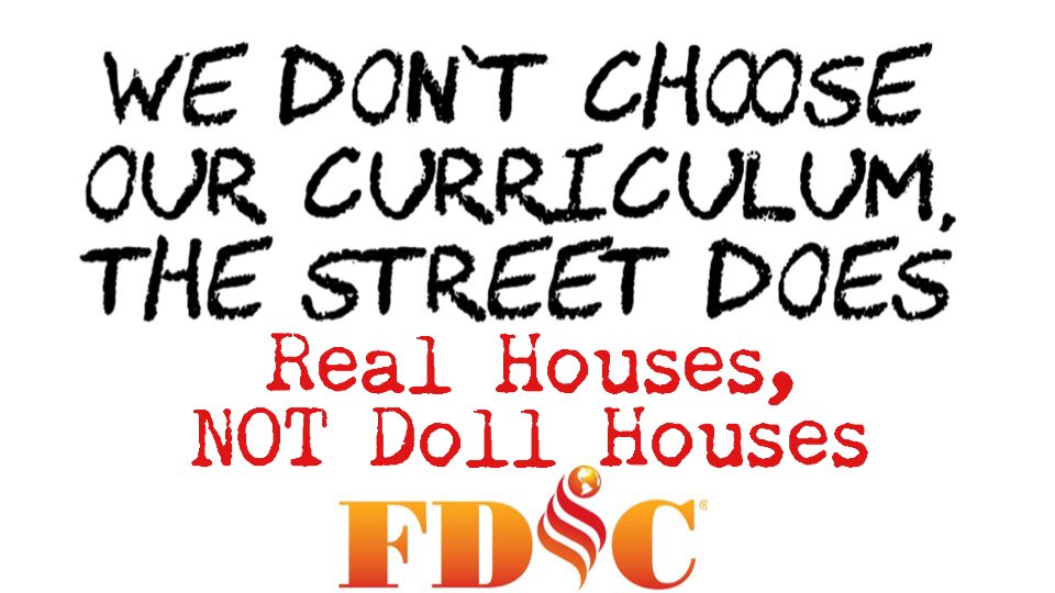 FmbellEMA's tweet image. Retweeted Kiel Samsing (@Kiel_Samsing):

Coming to @FDIC 18 #RealHouses #SuckLess  fb.me/Ercs7wjd