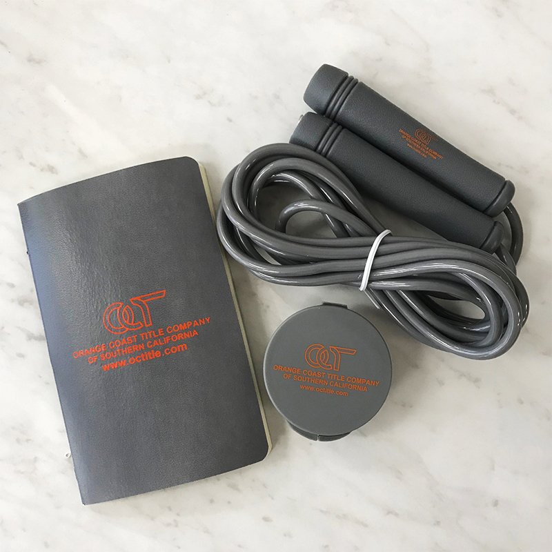 LaureltreePromo's tweet photo. We love this #waterbottle/#jumprope kit that we customized for #octitle! Comes with a #foodlog and earbuds! #promoproducts #promoitems https://t.co/MfBhMI6ZR0
