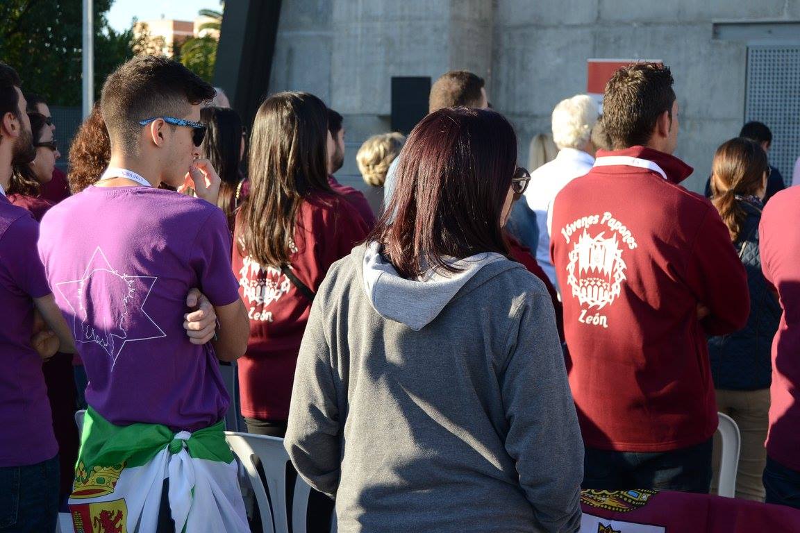 Nuestra Hermandad representada por <a href="/GJ_Salud/">GJ Salud y Estrella</a> en el <a href="/JOHCCordoba/">CÓRDOBA V JOHC</a> 
Muchas personas interesadas en nuestros proyectos, gracias por la acogida.