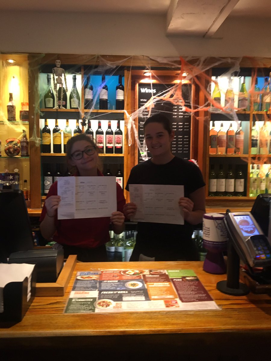 Nadia and Chloe upselling the famous 5 with the bingo cards! Well done girls! <a href="/JoGolding6/">Jo Golding</a> <a href="/WeAreSUGM/">WeAreSUGM</a>