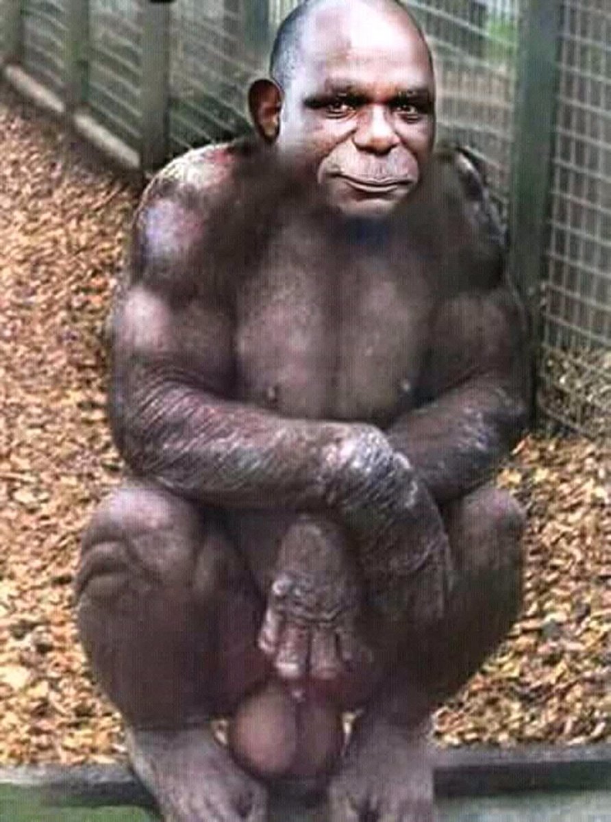 solo_ambuku's tweet photo. @lagaless Yep, @UKenyatta's #NotMyPresident . @NasaRM said #OctoberNoElection . #NowWeKnow #IamNotMilitia, yet. We await #BabasOrder https://t.co/cHnnTznTKE