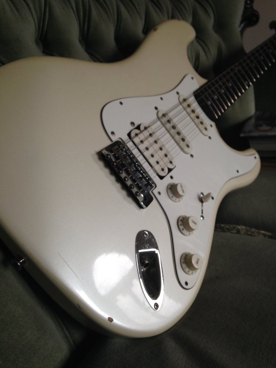 Getting bigger #Sunn #SunnMusrang #Stratocaster <a href="/Fender/">Fender</a> <a href="/JohnnyRoadhouse/">JohnnyRoadhouseMusic</a> #bbcintroducing #NowPlaying #Manchester #dancemusic #indie #rock