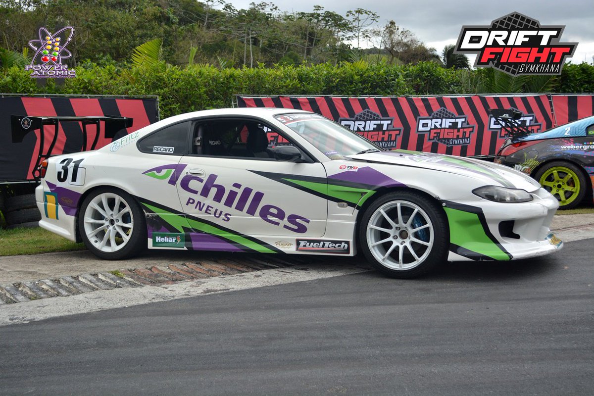 DriftFight's tweet photo. Piloto Jonathan Neves JJ @DriftFight Nissan Silvia S15 #drifting #driftfight https://t.co/xWeftt7M16