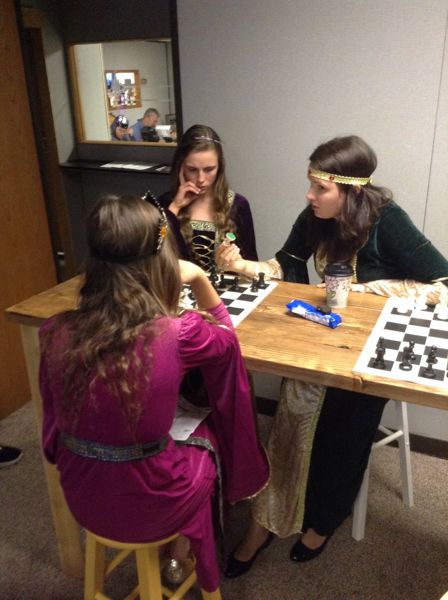 ClubChess_COCO's tweet image. Over 75% played the tournament in costume!