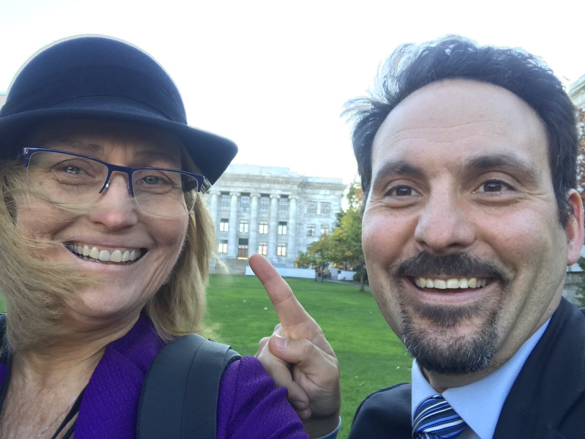 debcscott's tweet photo. @harvardmed with @WPI Prof @AlexWyglinski after his fabulous Keynote on The Future of #AutonomousVehicles at the HLC IT Day! Thank you Alex! https://t.co/Y6a9jIB7xv