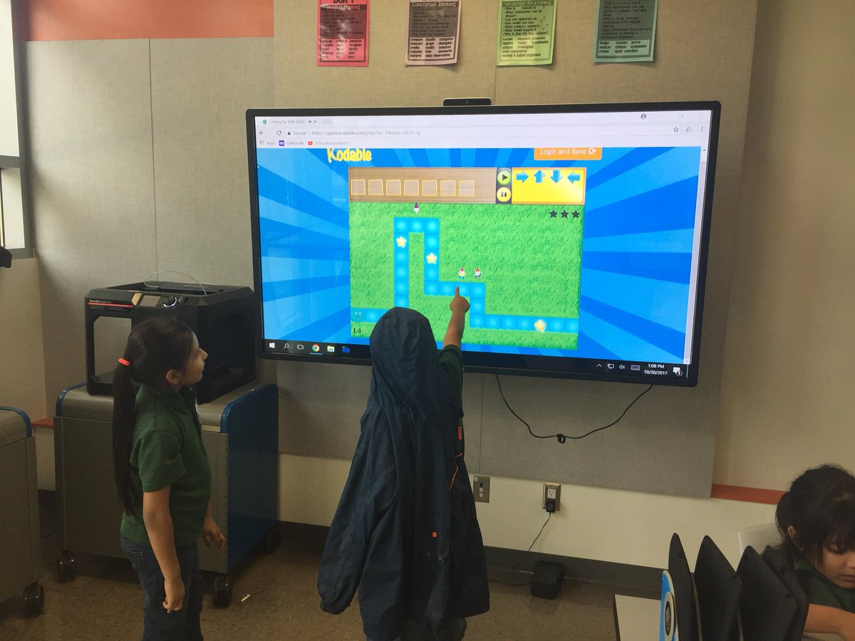 JPalominoDLC's tweet photo. #innovationlabfun @MageeBears #bearscode https://t.co/8NEOG2jXwW