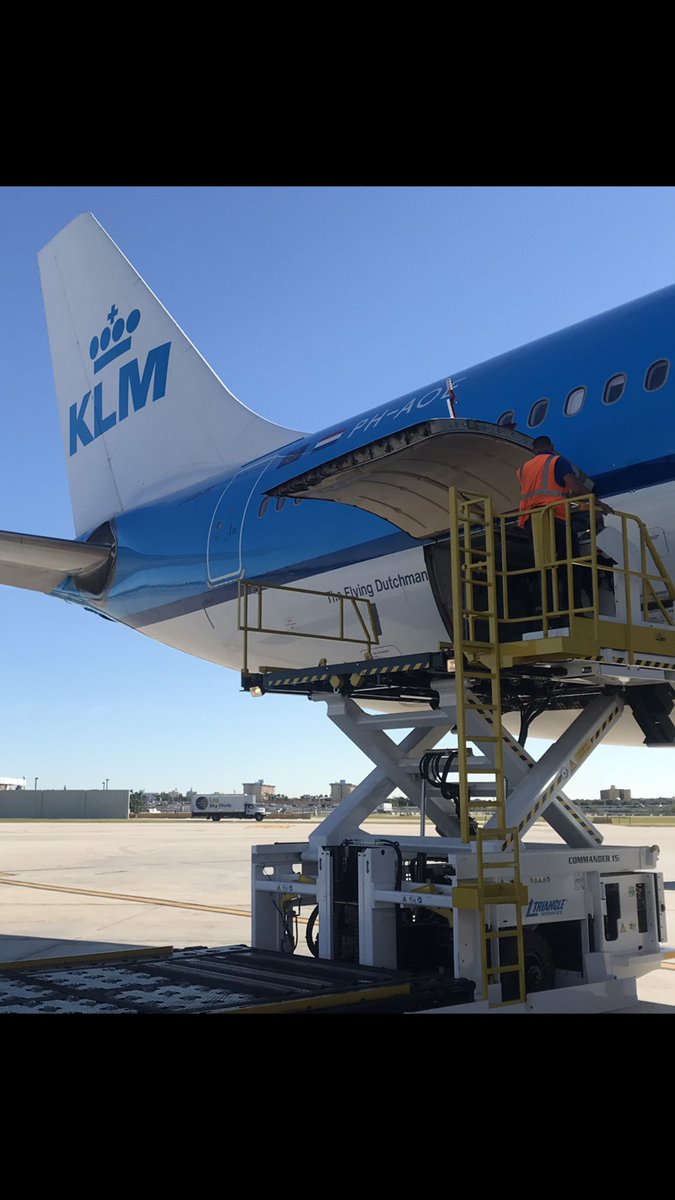 TriangleSvcs's tweet photo. Welcome back to @iflymia @KLM https://t.co/bLyuIrZI2n