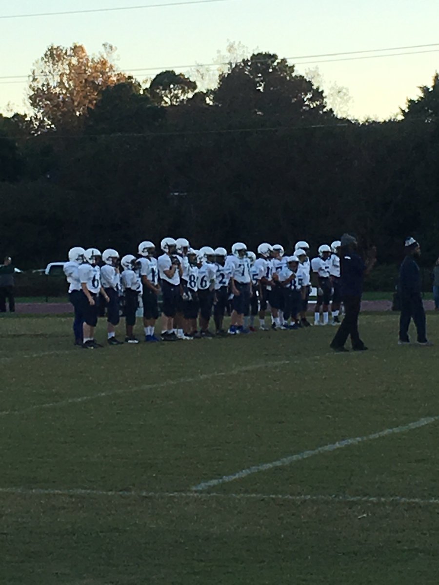 CLMSActivities's tweet photo. Great night to finish up our football game!!🏈 https://t.co/Lc1snbHKgX