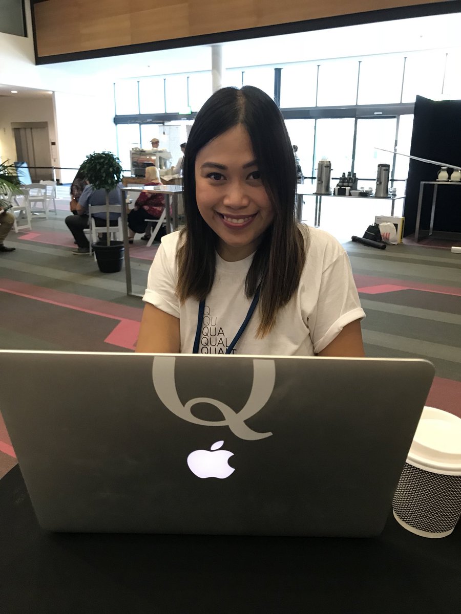 GillyHarrison1's tweet photo. The lady making the magic happen at the @Qualtrics stand #biig2017 QLD GOV come see us and see what we already do for you ✌🏽 https://t.co/bBo7iSRRd7