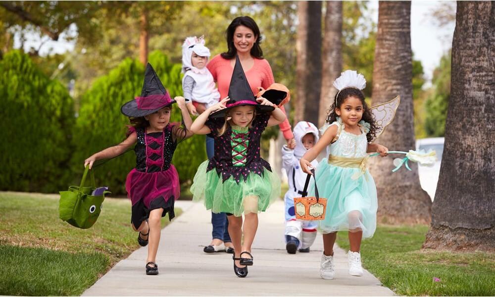 MayraRPrincipal's tweet photo. LIFE HINT #29 Your #Kids will #Learn their #Financial Habits from #Watching You. Set an Example they'll Benefit from #Forever. #MayracanHelp https://t.co/eeKac3oGIF
