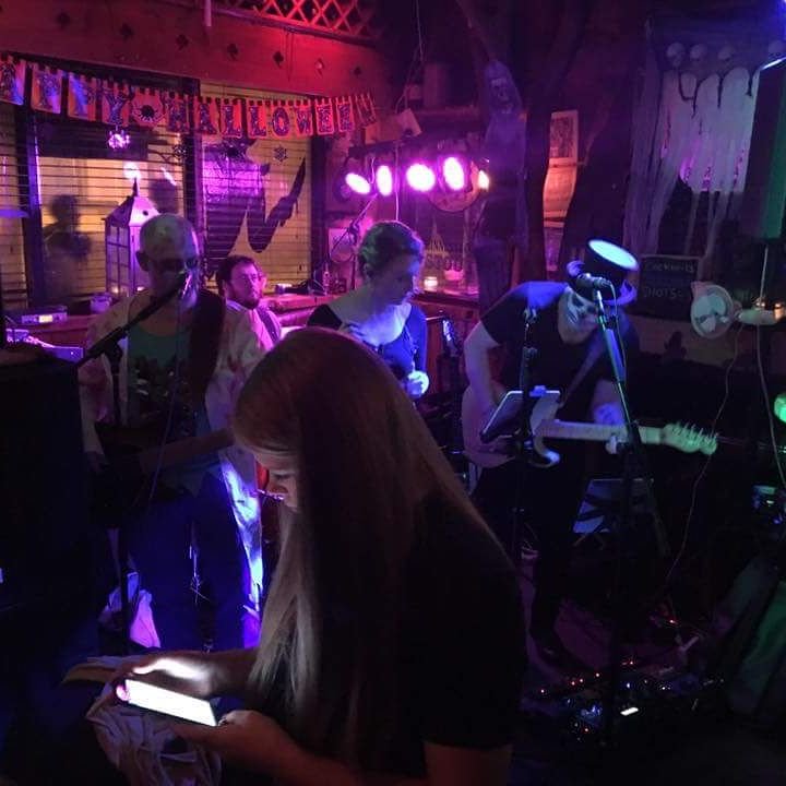No_recession's tweet photo. Savage gig in @sallygardenspub last night #livemusic #coverband #weddingband #irishweddingband #bankholiday https://t.co/wNA4Uu41tv