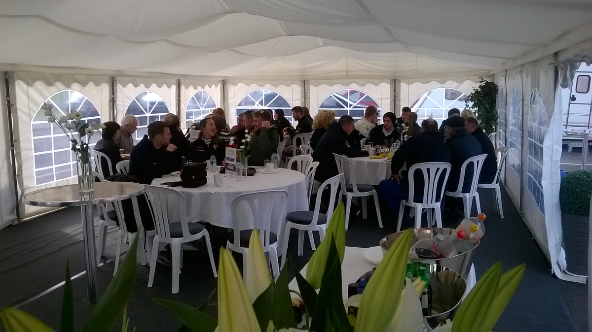 SouthfieldsTN's tweet image. Excellent finale weekend @SsangYongRacing @Brands_Hatch Great drivers &amp;amp; guests we've had a fantastic year with you! @JIGGY18 @specutainment