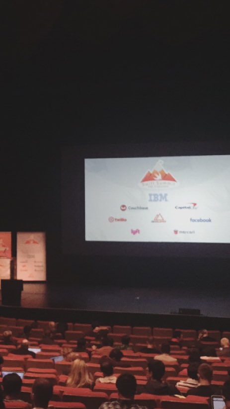 PLAYCHROMATV's tweet photo. #swiftsummit https://t.co/XyLfcCEYKw