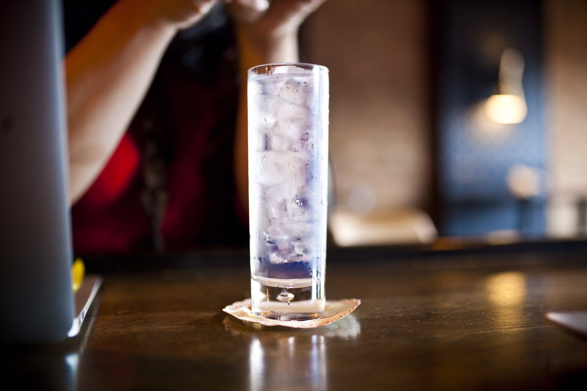 Crisp, always refreshing and how your bartender stays hydrated. #waterisadrink #mondaymotivation #drinkingonthejob #sammyfazephotography