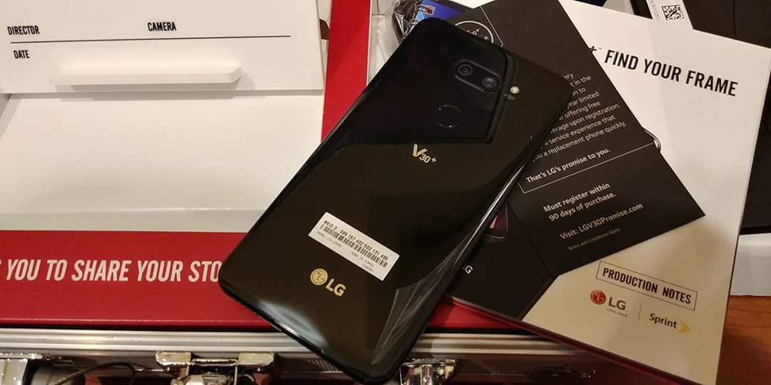 suehyun_chung's tweet photo. LG V30+ has great f1.6 cameras, video capability, 32 bit QUAD Hi-Fi DAC, &amp; 6" QHD+ OLED great display. V30+ is available only at Sprint. https://t.co/7mRtd8b89U