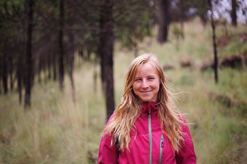 ELRozty's tweet image. #retratos #lastdayofthemonth #projectcontinues #Austria She is Johana ift.tt/2z0FV3V