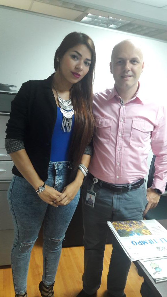 emprend_cfma's tweet photo. Con el Director de Comunicaciones de Mineros S.A.S, adelantando el proyecto de la Revista Ruta Minera del CFMA. @SenaCfma @SBDIR_CFMA https://t.co/IOLBmkCo79