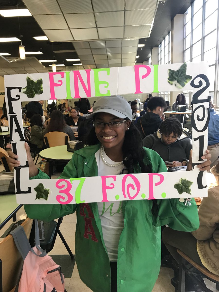 erinthebarbie's tweet image. I’ll just sit these here 🐸💕 #skeewee #aka1908 #finepi