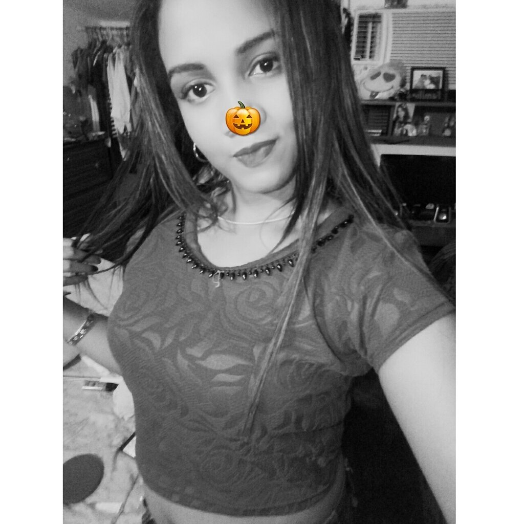 isophia_'s tweet photo. #NuevaFotoDePerfil https://t.co/pGUt5VVCWO