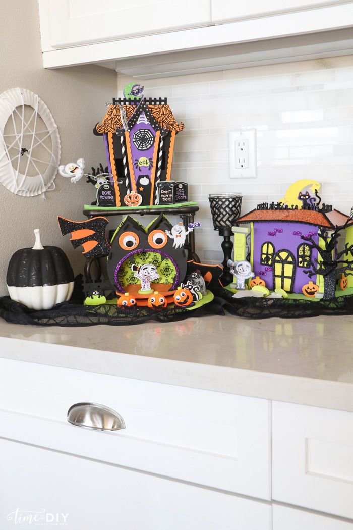DebbyPHH's tweet photo. Thank you @MichaelsStores I got an hour of uninterrupted time because of these kits. https://t.co/YFkFhWrNta