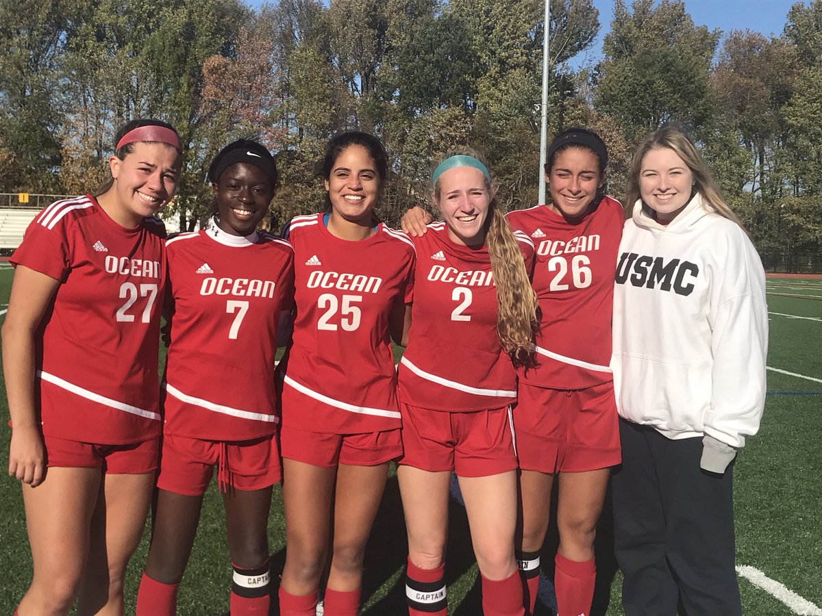 OTGSoccer's tweet image. A season of great memories! Thank you seniors for your commitment to your team &amp;amp; coaches. This weeks Hard Hat goes to you! #loveservecare