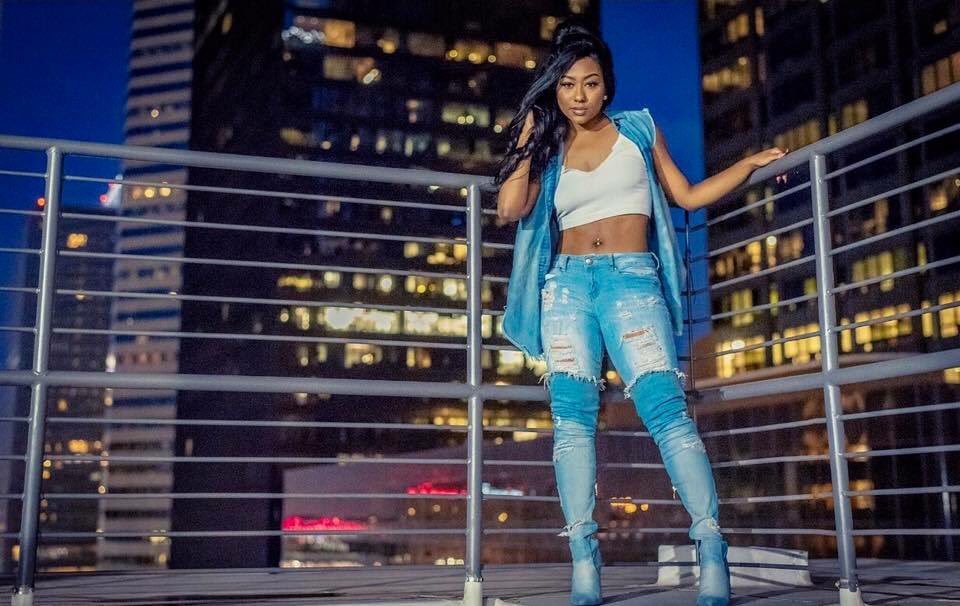itsqueenace's tweet photo. City living ✨🌃 #QueenAce https://t.co/T3ObSjmrkZ
