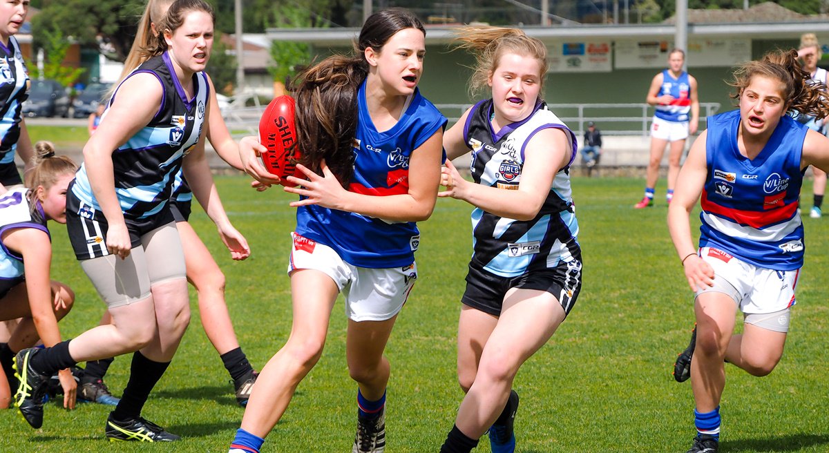aflvic's tweet photo. The #VLineCup has generated a total of $7M in economic benefit to @latrobecity region over the last 3 years MORE: https://t.co/PRa6PSNMJ7 https://t.co/2tnNQPNAsu