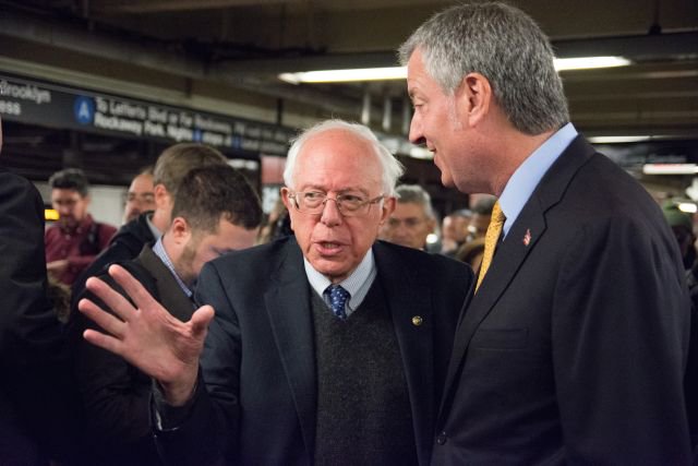 MMstanr's tweet photo. @BernieSanders Sanders stumps for Millionaires' Tax to support NYC subways. My photos for Rex Features: https://t.co/i2PAAqOCdi https://t.co/qP22F8Yzxz