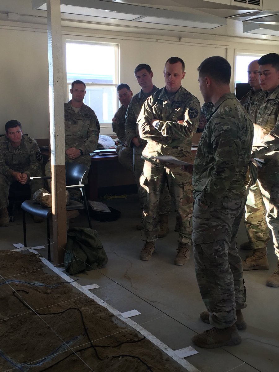 1_23IN_B5's tweet photo. Blackhawk Company executes a company level OPORD rehearsal in preparation for live fire ops
#training
#pros
#reps https://t.co/zf1TPCik9I