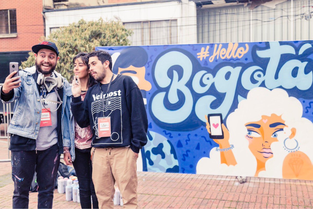 ATRESMANOSCREW's tweet photo. Una regalo para #bogota junto a @Moto_COL #hellobogotá #atr3smanos #streetart #wip https://t.co/ASfDZrPzDF