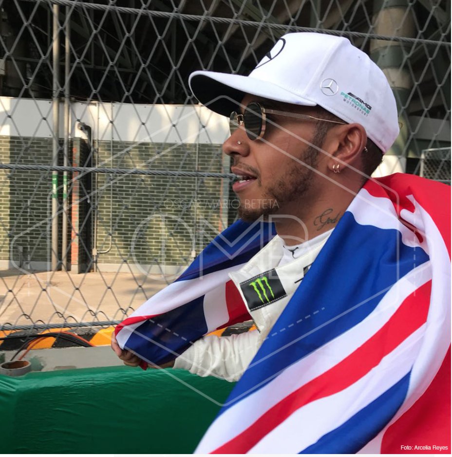 MarioBeteta's tweet image. . @LewisHamilton se convirtió en el mejor piloto británico tras superar a Jackie Stewart, logrando su cuarto título en F1. 📸: @arcelia_radio