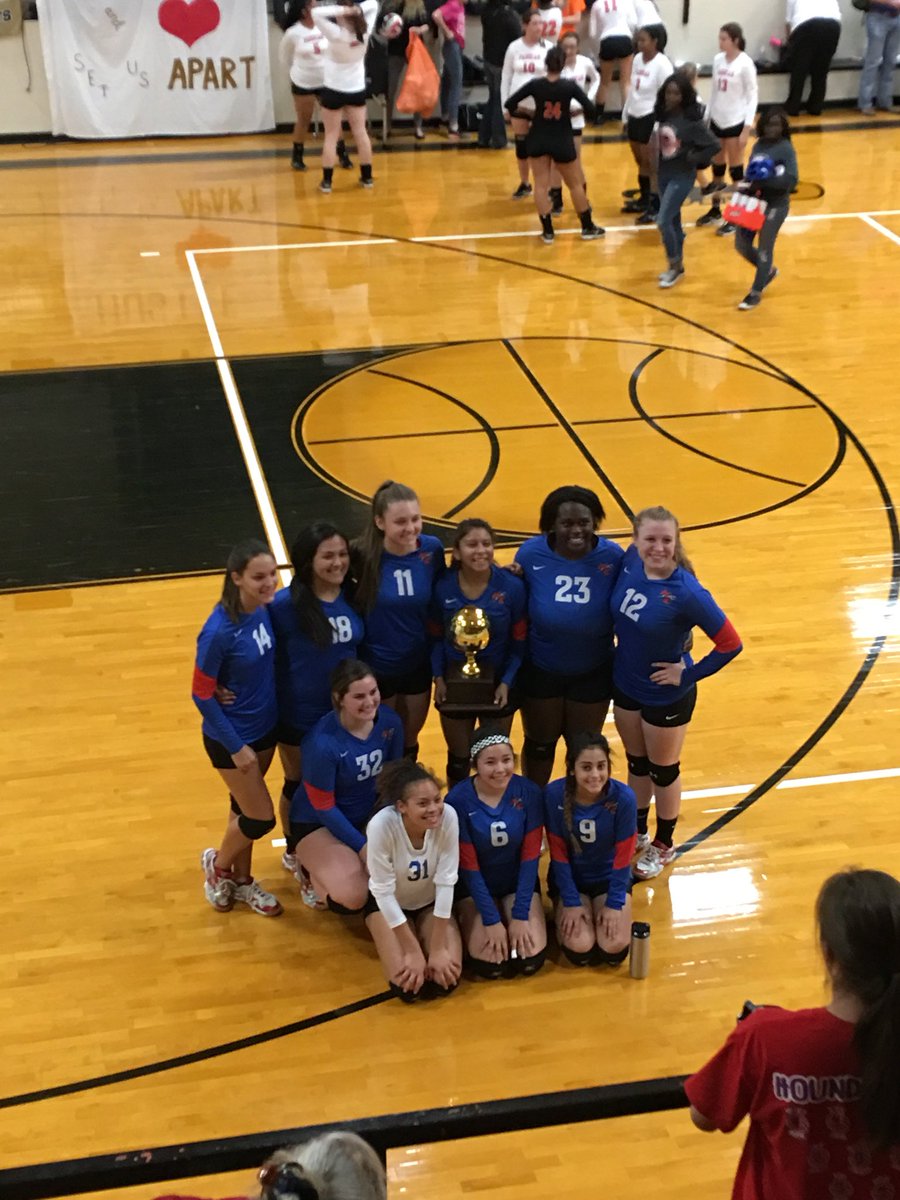KCHoundettes's tweet photo. Houndettes Bi-District Champions!!! https://t.co/64Y8X4hhPt